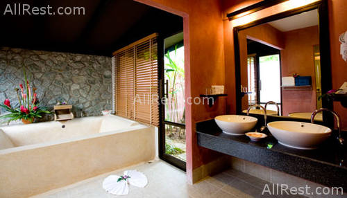 Khao Lak Seaview Resort & Spa 12